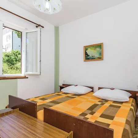 Awesome Apartment In Mundanije With 3 Bedrooms And Wifi Mundanije